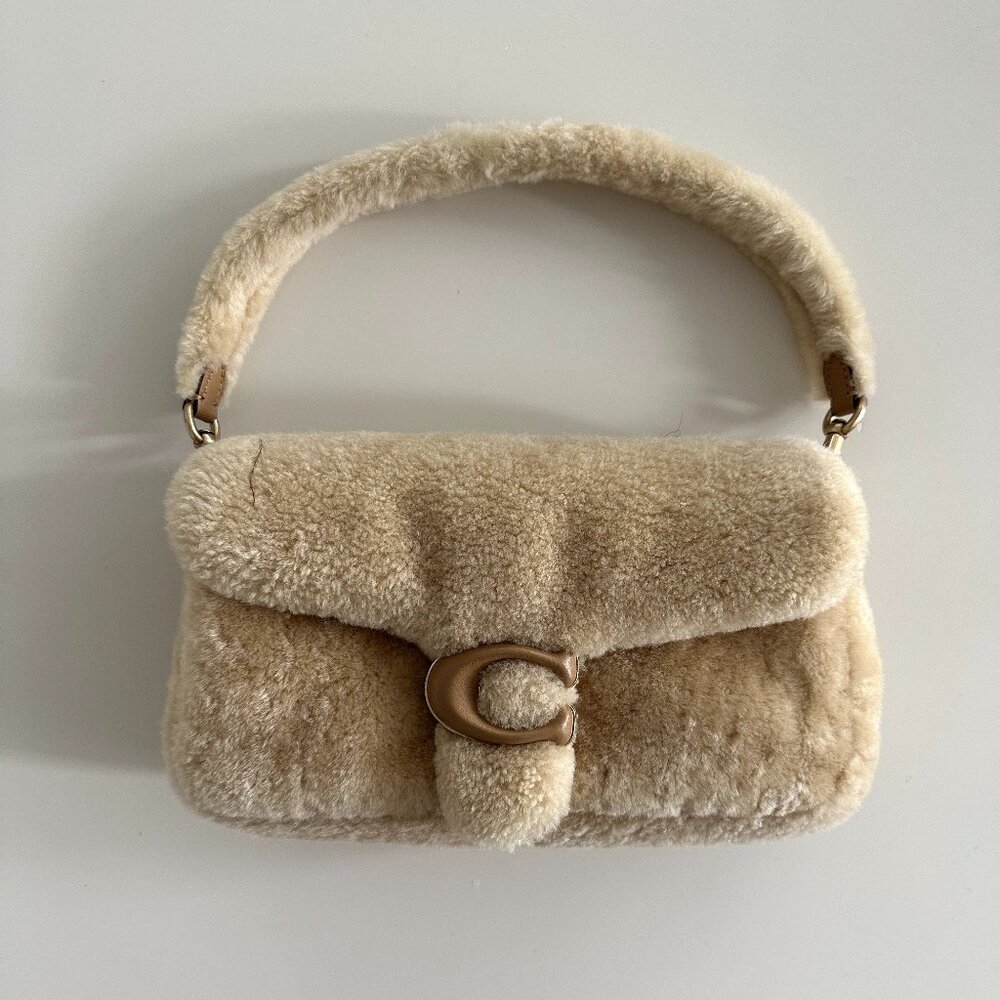 [SOLD OUT] Pillow tabby handbag Coach Beige in Fur